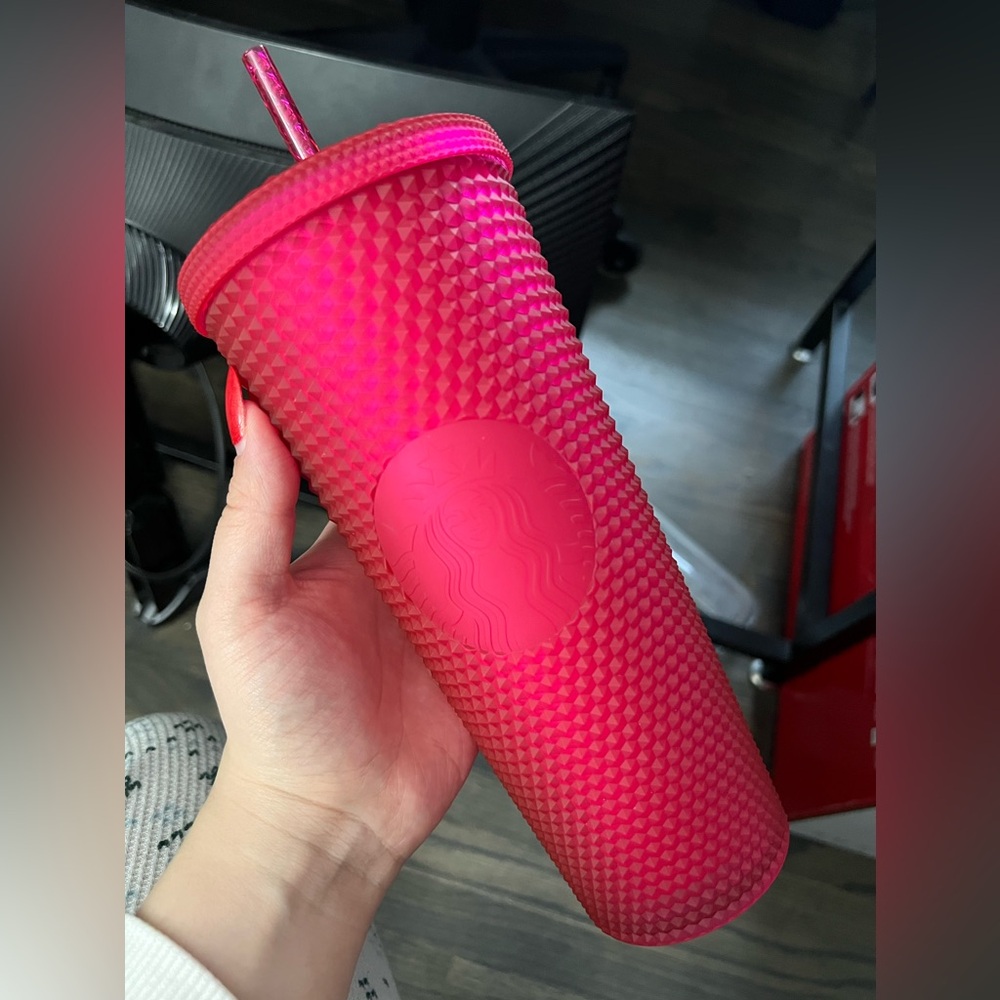 Starbucks Pink/Hot Pink Tumbler Cold Cup 24 fl oz